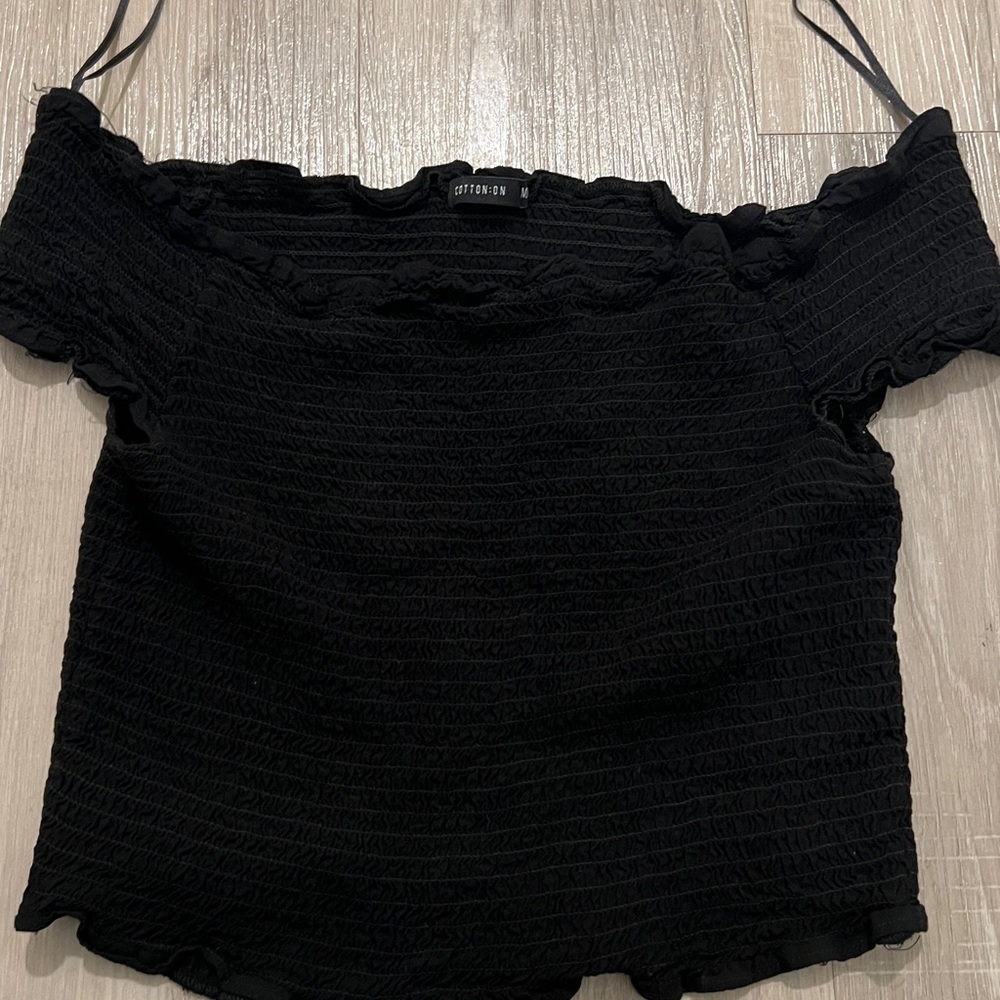 Off the shoulder